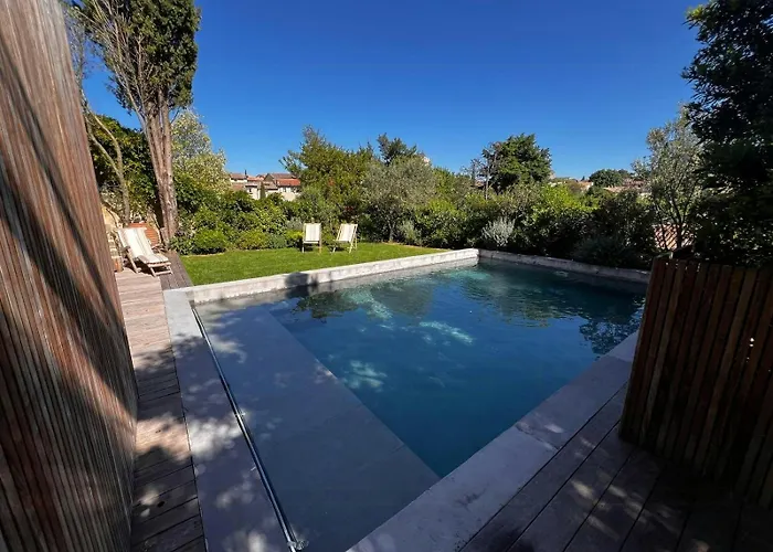 With In Holiday home Villeneuve-les-Avignon