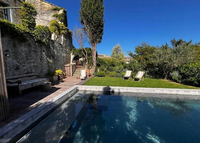 Holiday home With In Villeneuve-les-Avignon